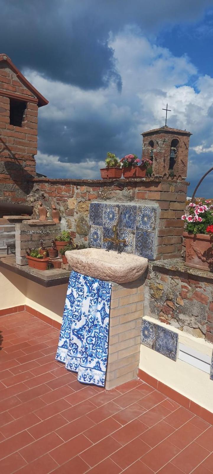 La Casa Del Gallo Radicondoli Exterior foto